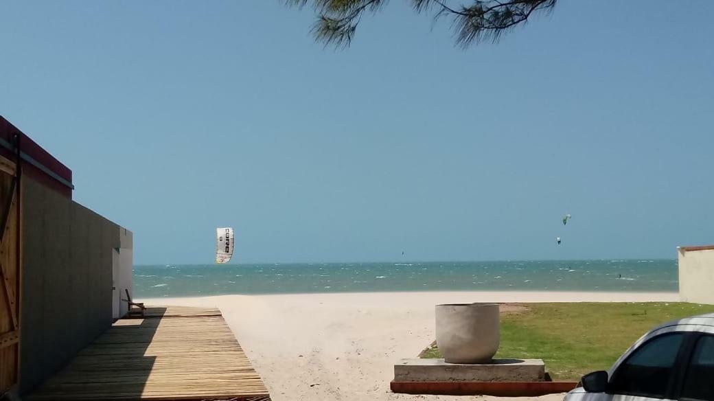 Cumbuco Kite Center Pousada Bagian luar foto